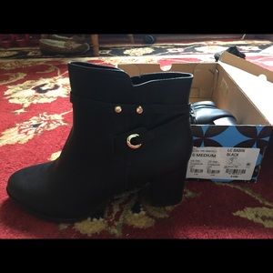 Liz Claiborne real leather booties *never worn*